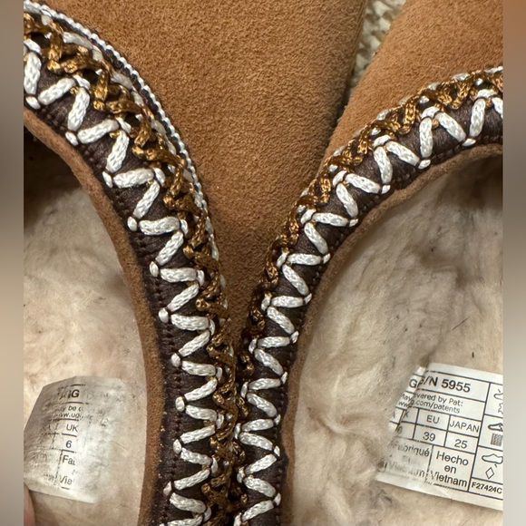UGG Tasman Slippers - Picture 13 of 16